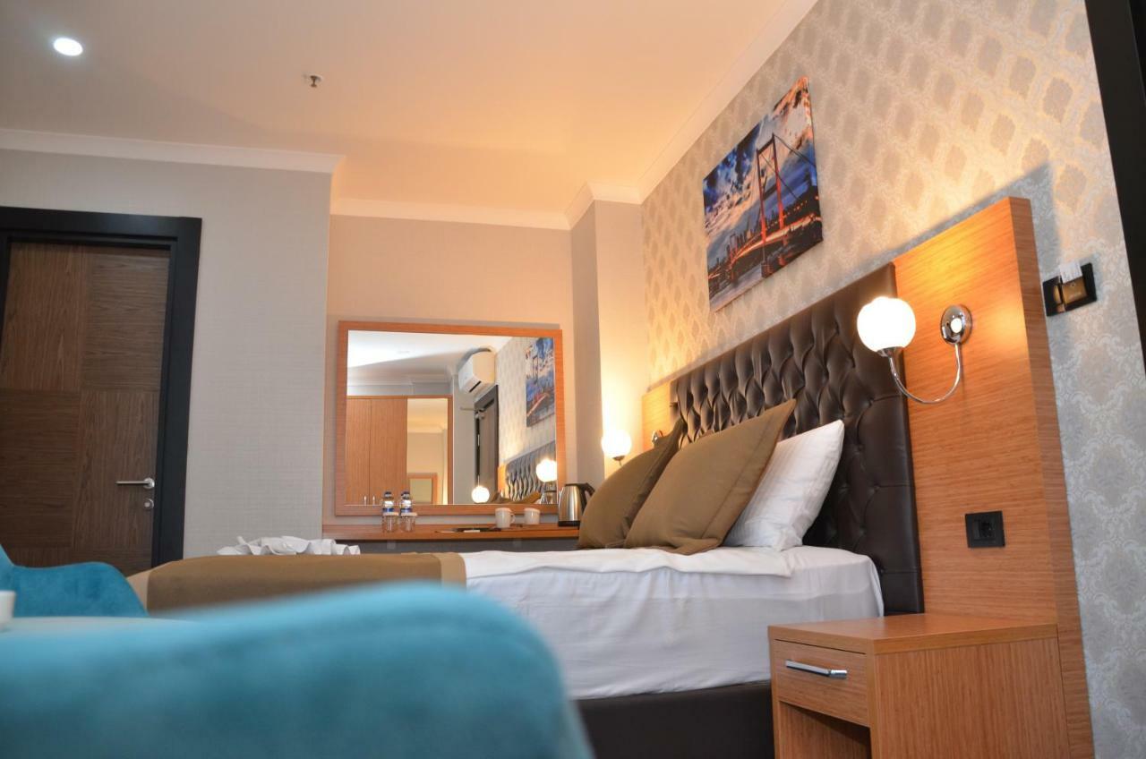 Grand Lark Hotel Prinseneilanden Buitenkant foto