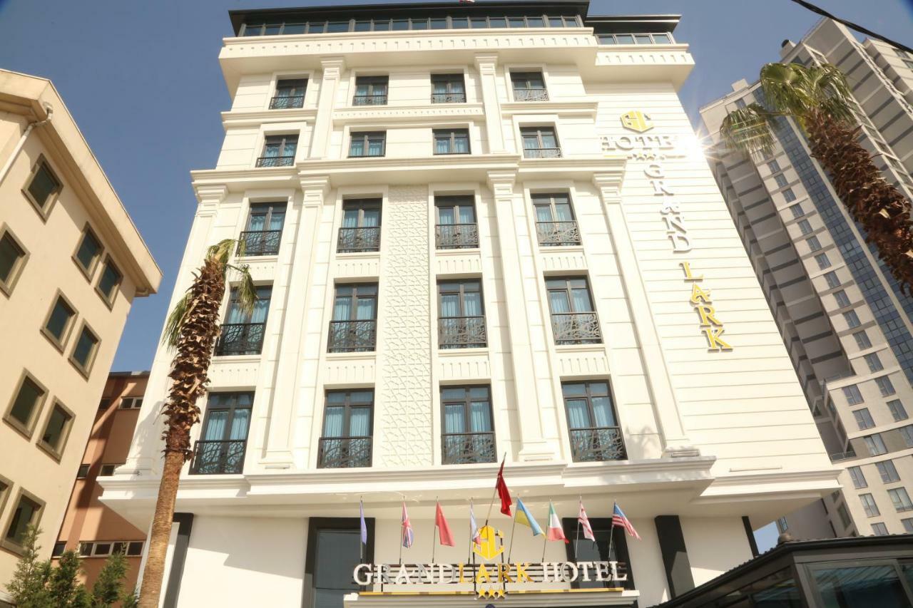 Grand Lark Hotel Prinseneilanden Buitenkant foto